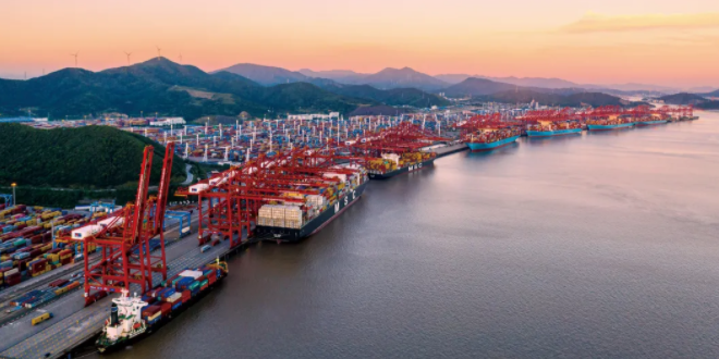 浙江沿海港口和内河港口齐发力，集装箱吞吐量增长凸起