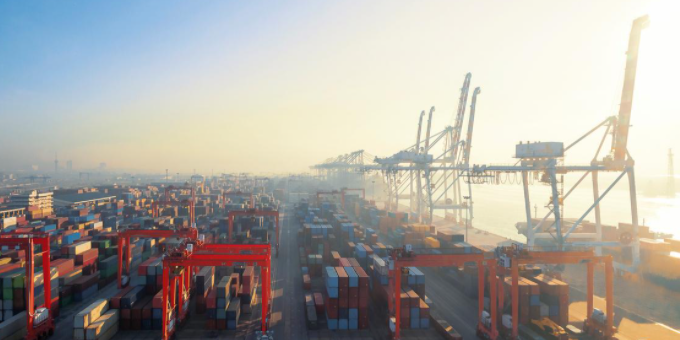 "稳表贸"多个港口船埠颁发沉箱免费堆存，堆场近期也不得涨价