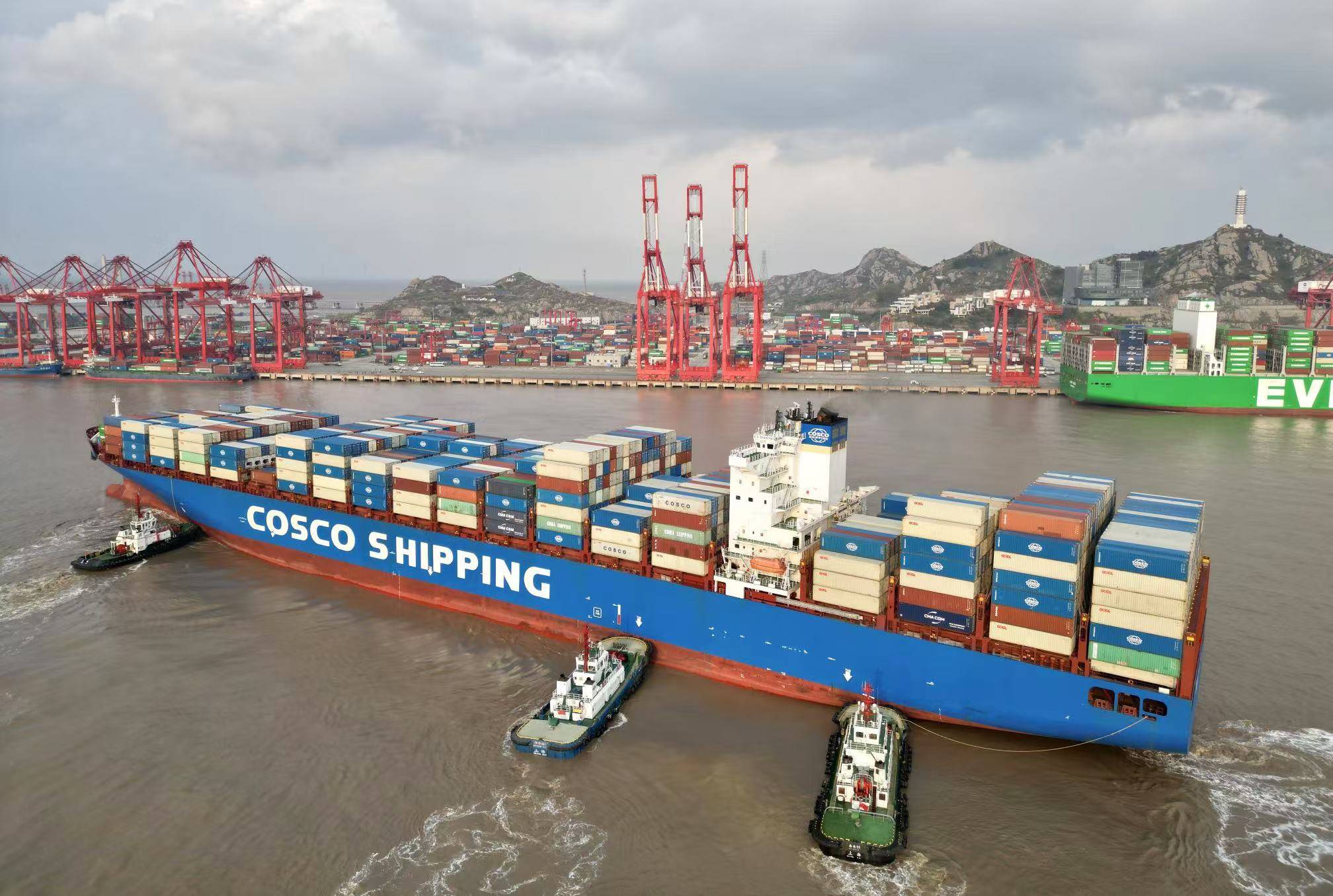 直航船与中转船：内贸海运，该选直达还是中转？